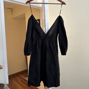 H & M divided LBD